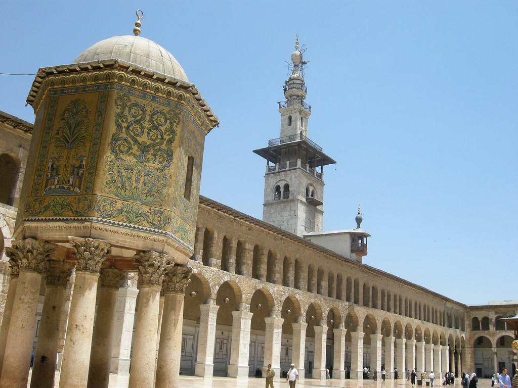 Travel Umroh Jogja: Pelayanan Berkualitas untuk Pengalaman Tak Terlupakan