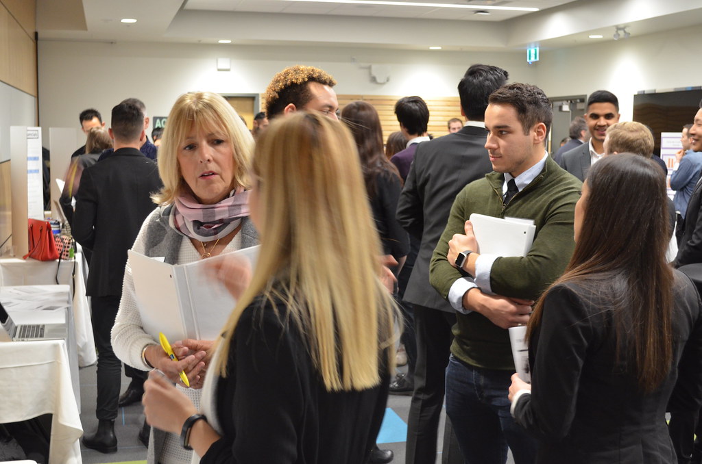 Membangun Keberlanjutan Bisnis Telekomunikasi melalui Manajemen yang Efektif